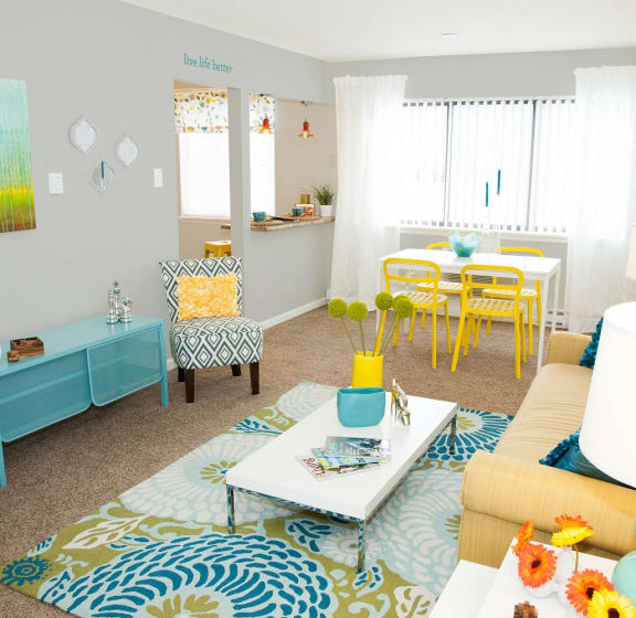 Apartments in Lawrence Indiana Kingston Square Home